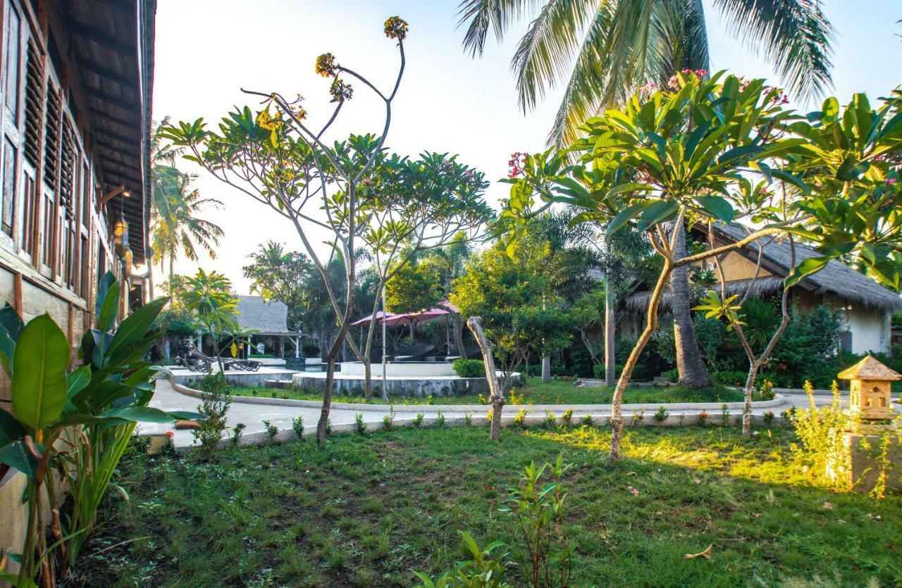 Salim Beach Resort Gili Air Exterior photo